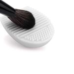 Βάση σιλικόνης για τον καθαρισμό πινέλων