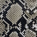 Νεσεσέρ - τσαντάκι μαύρο-γκρι Snake Patern 21x14cm