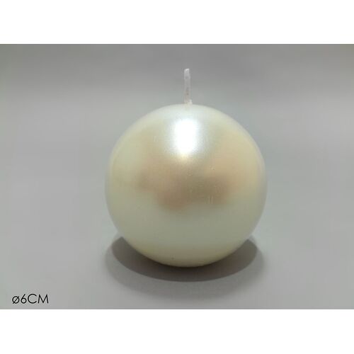 Κερί σε σφαιρικό σχήμα με διάμετρο 6cm σε λευκό περλέ χρώμα