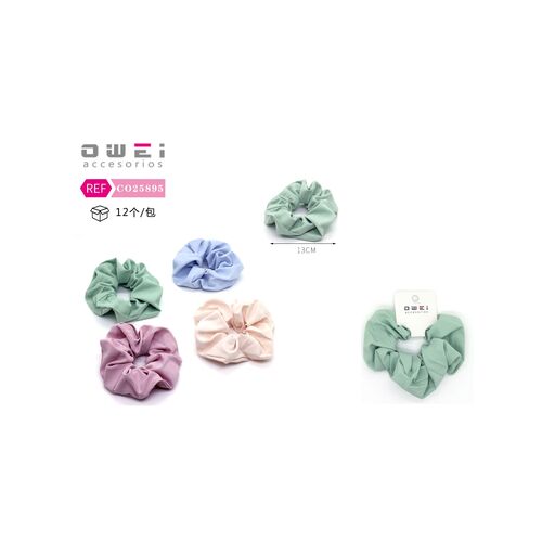 Scrunchie μαλλιών σατέν σε παστέλ φυστικί χρώμα 13cm
